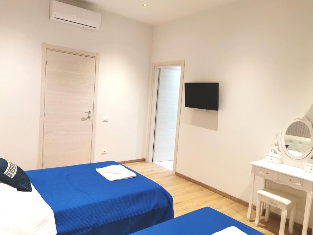 Fiera Camera Verona Luaran gambar